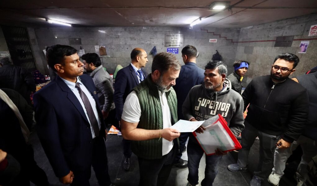 राहुल गांधी की एम्स यात्रा: मरीजों की देखभाल के प्रति संवेदनशील रुख